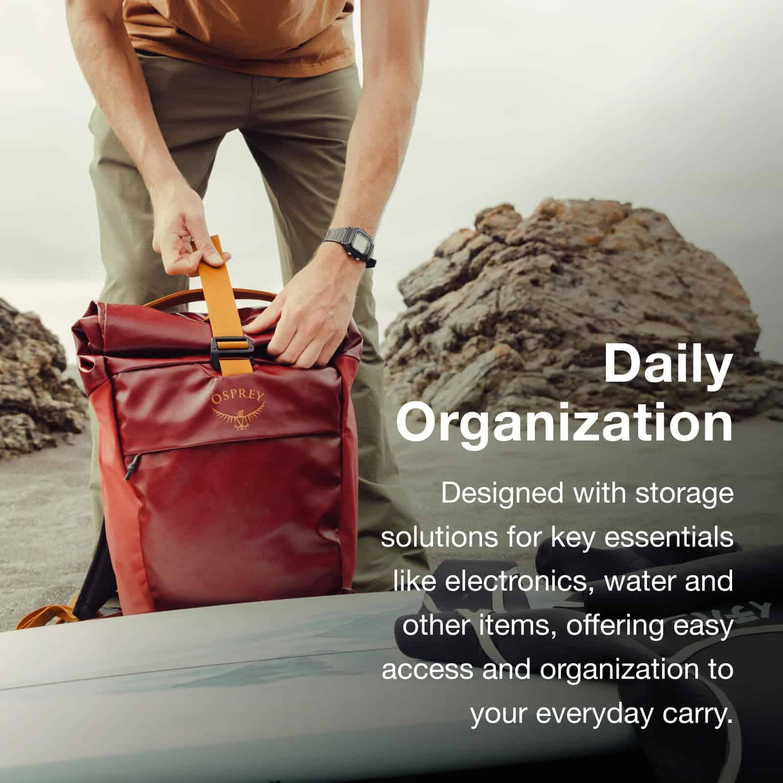 Mochila para laptop Osprey Transporter Roll Top, Color Tan - Image 6