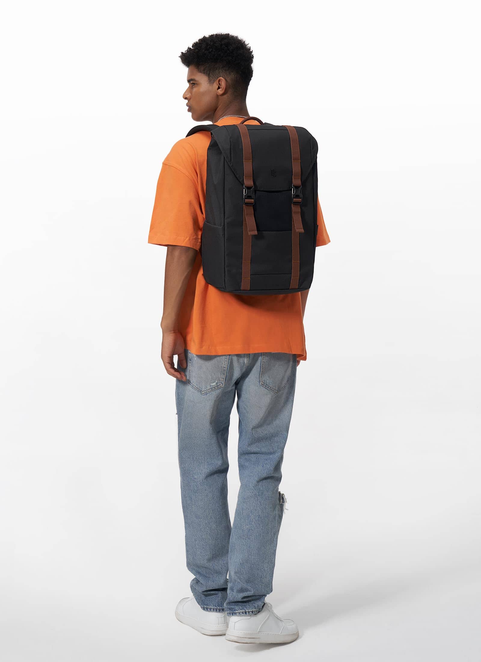 Mochila para laptop con solapa tomtoc, ligera, resistente - Image 3