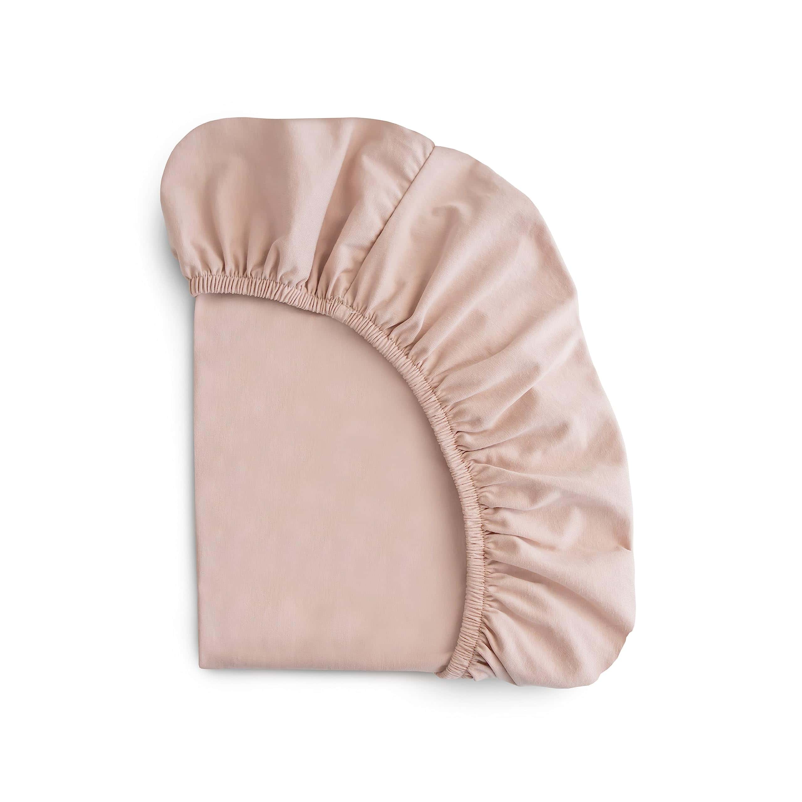 sábana de mini cuna elástica y suave Mushie | -Rosa
