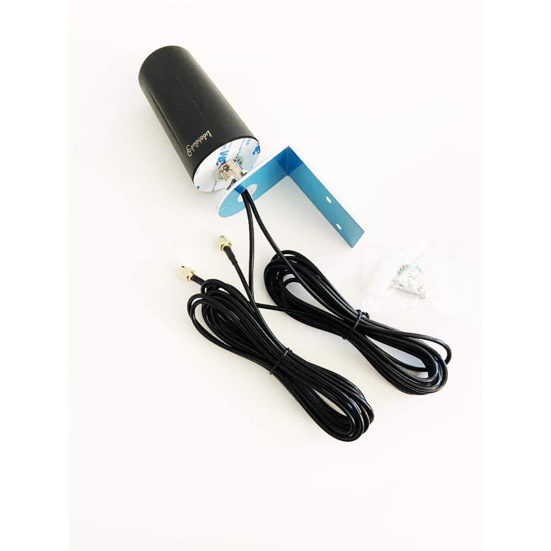 Antena CompuPort Waterproof de 2x3dB de ganancia 5G/LTE